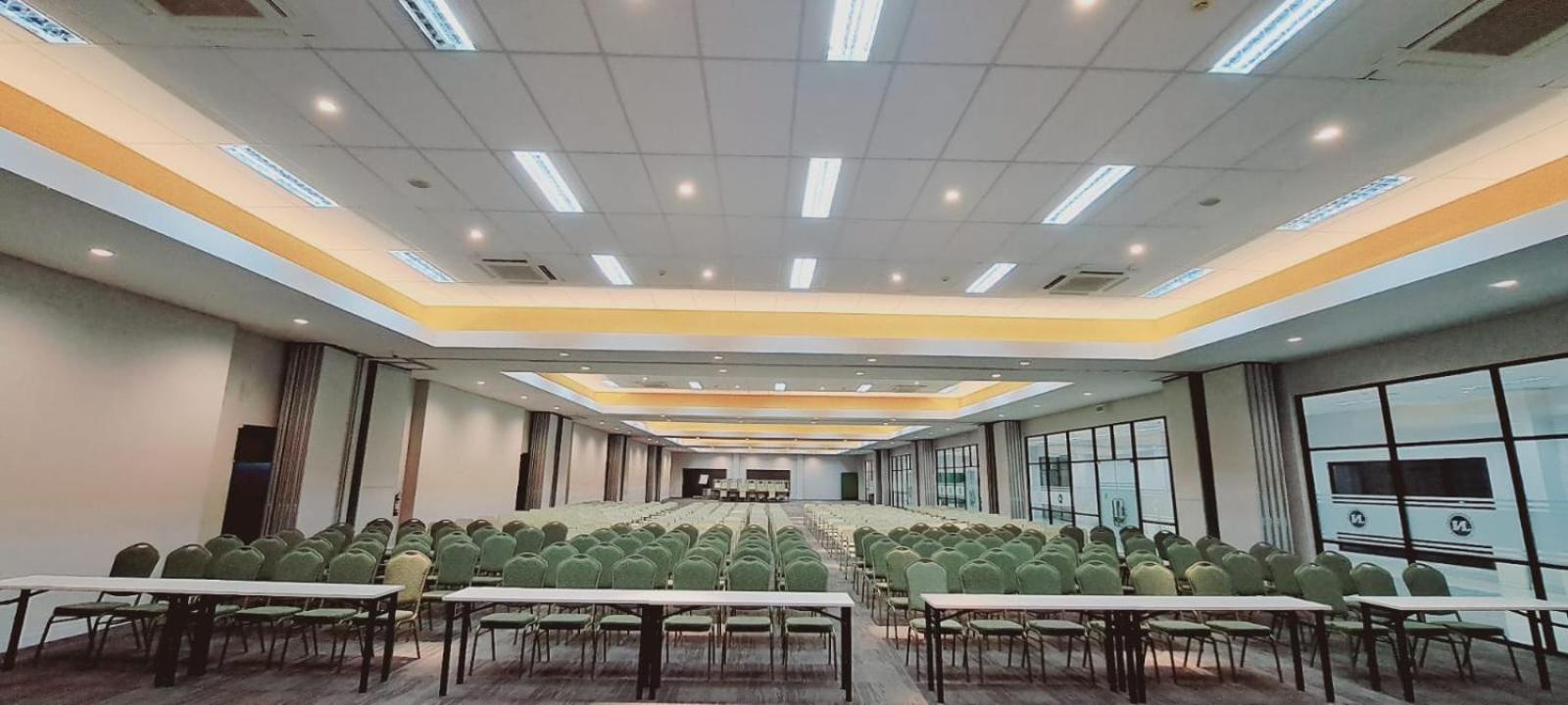 Tos Hotel & Convention Center Tangerang Powered By Archipelago Exterior foto