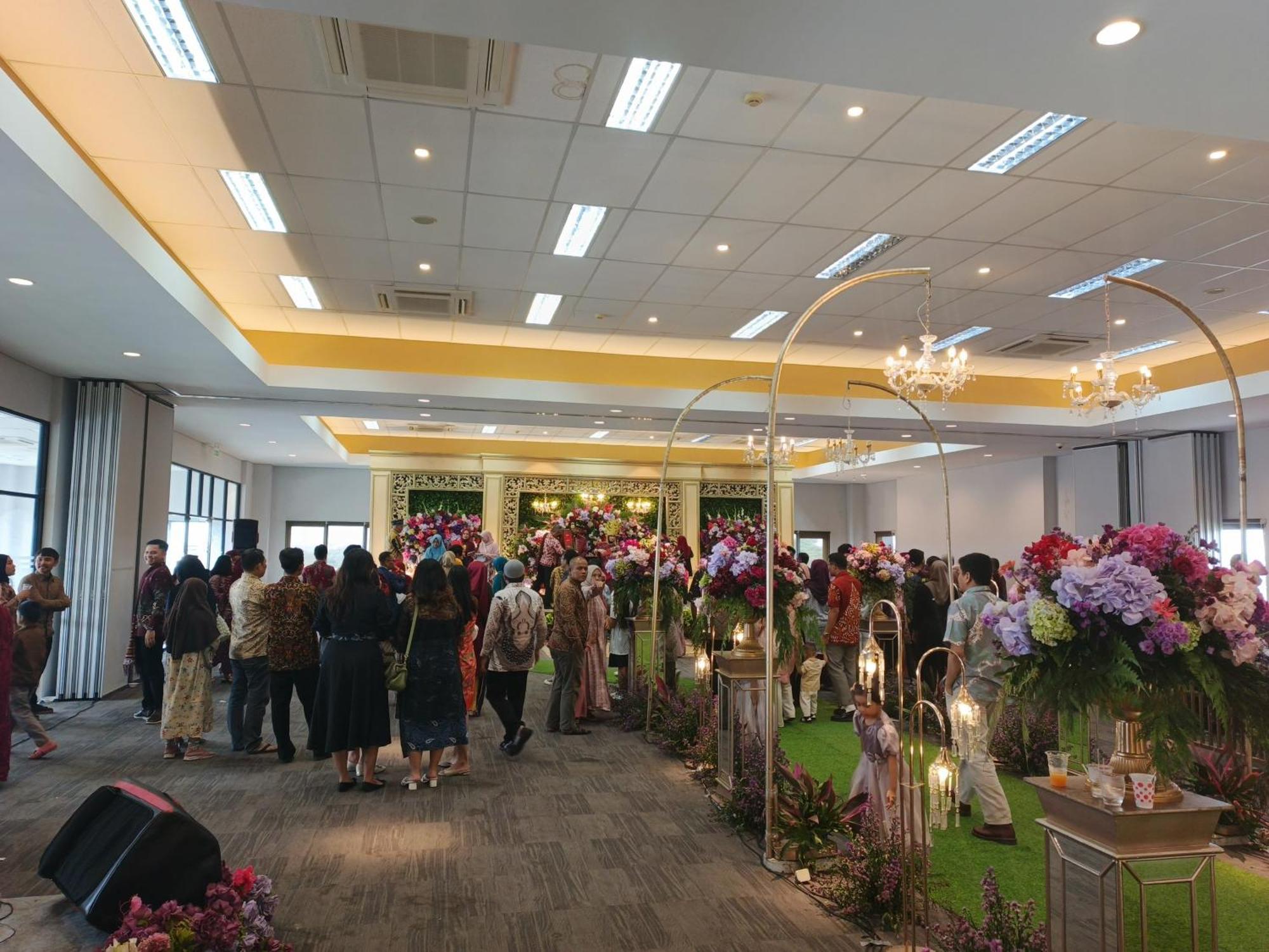 Tos Hotel & Convention Center Tangerang Powered By Archipelago Exterior foto