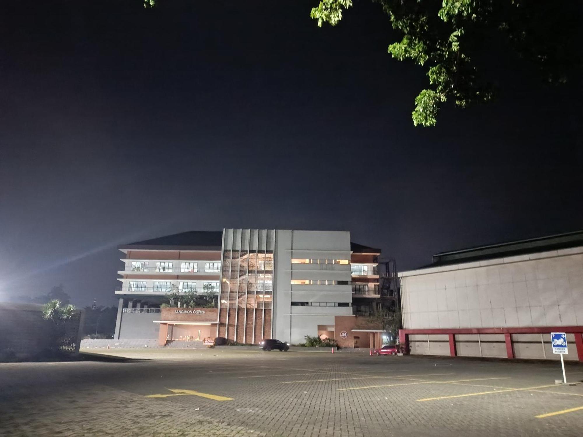 Tos Hotel & Convention Center Tangerang Powered By Archipelago Exterior foto